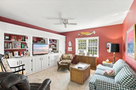 8 Loch Rannoch Way Yarmouth Port MA 02675