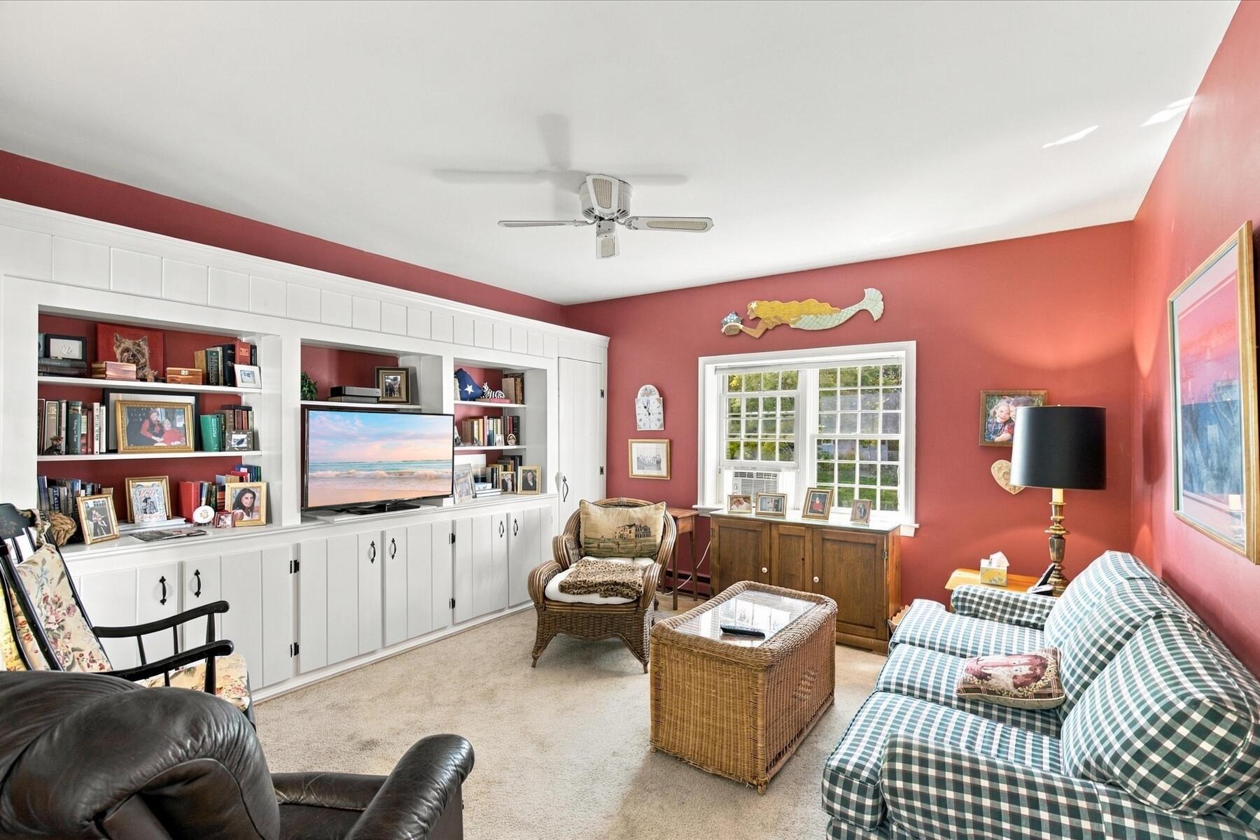 8 Loch Rannoch Way Yarmouth Port MA 02675
