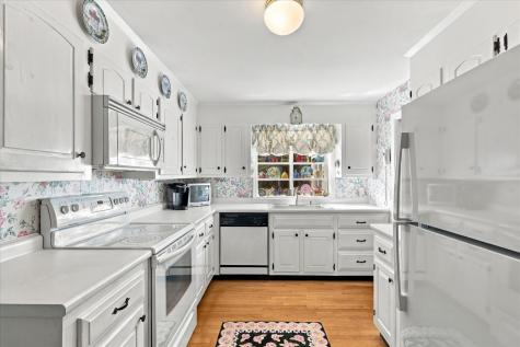 8 Loch Rannoch Way Yarmouth Port MA 02675