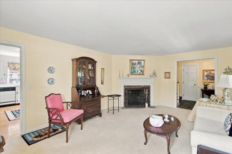 8 Loch Rannoch Way Yarmouth Port MA 02675