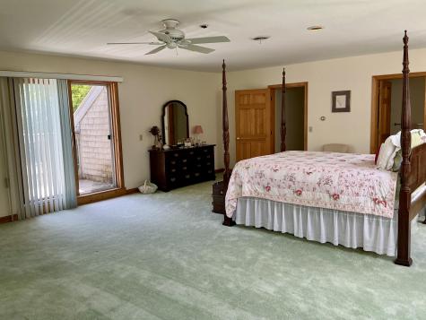 17 Heron Way Mashpee MA 02649