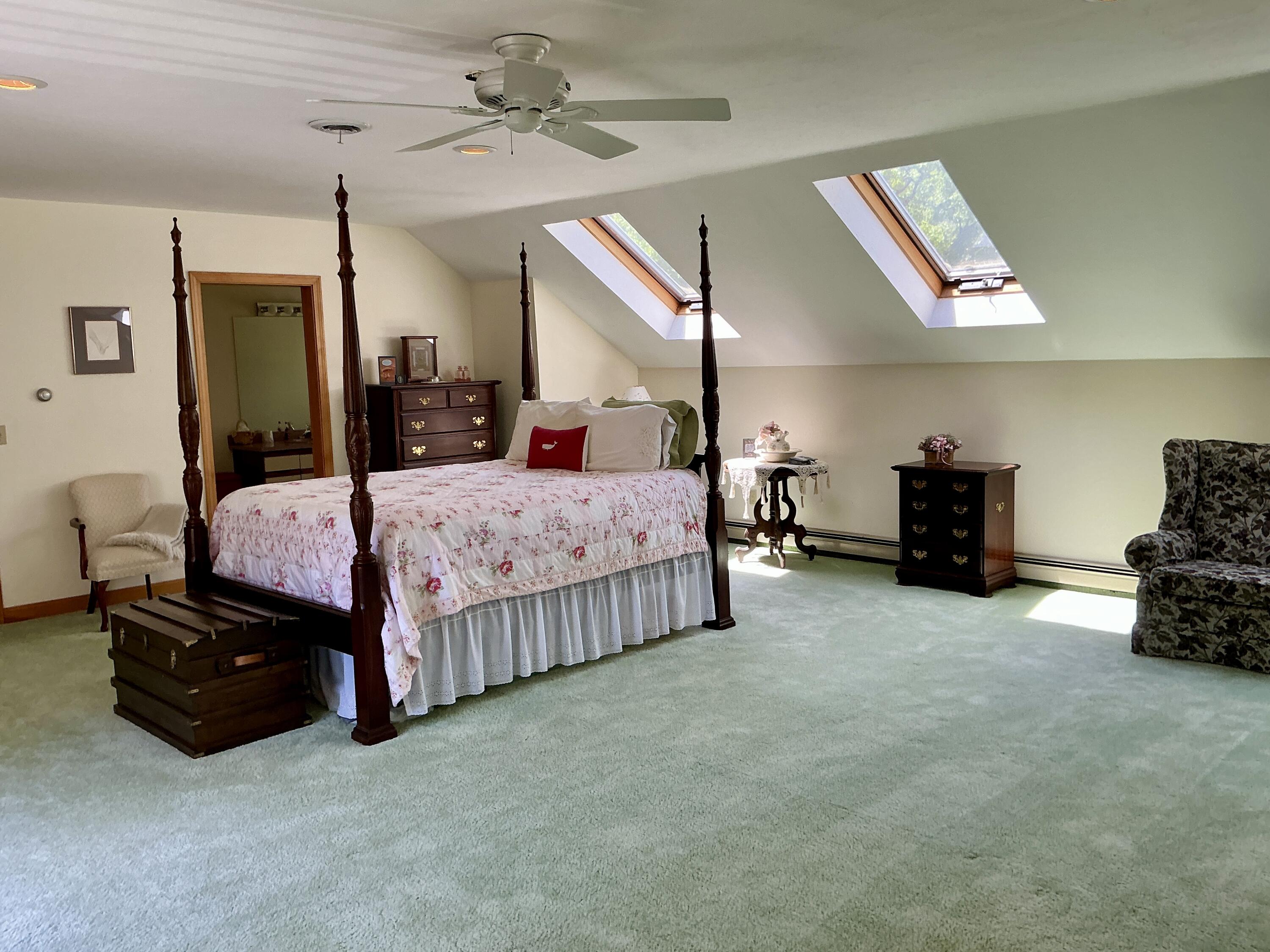 17 Heron Way Mashpee MA 02649