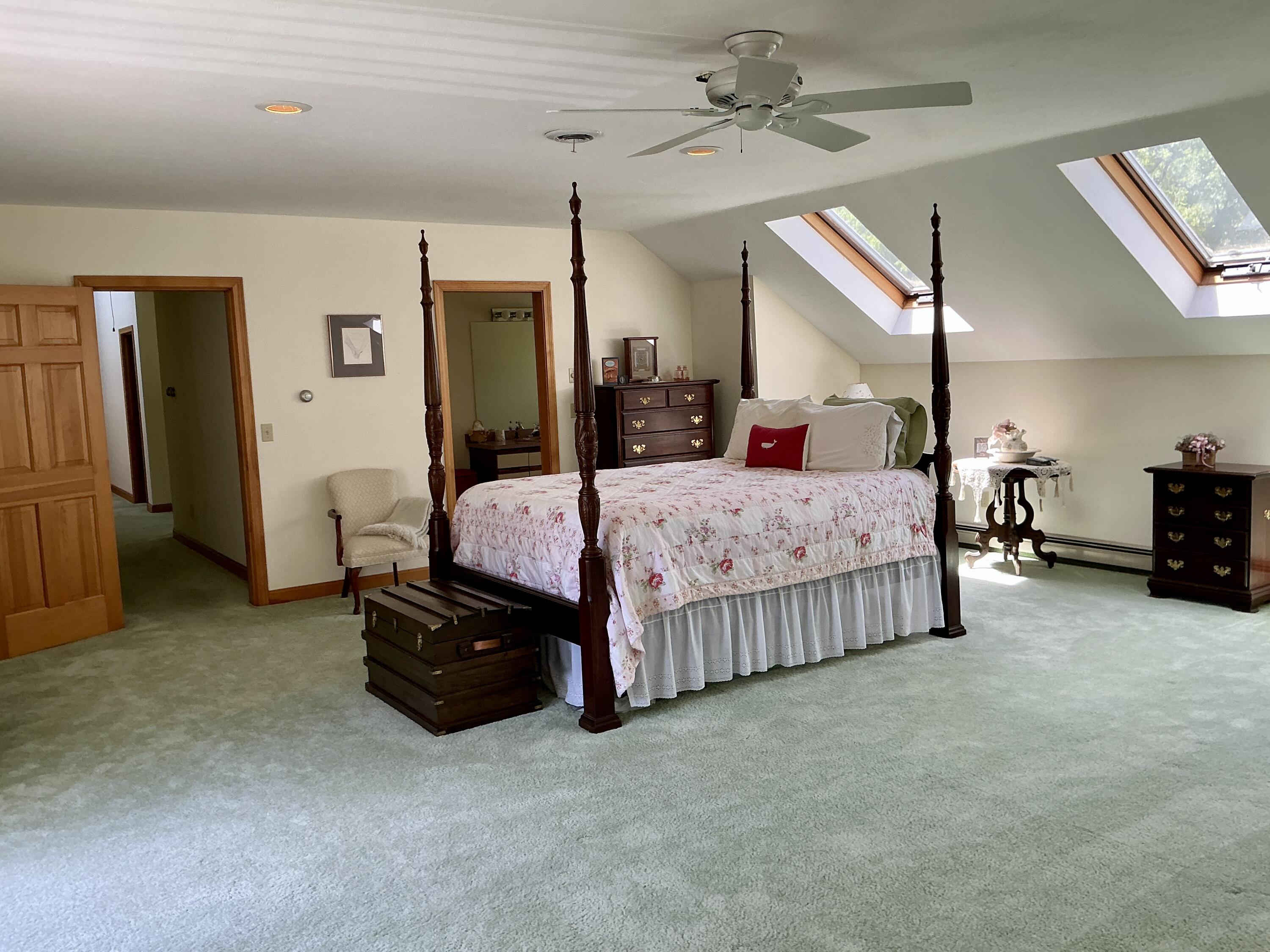 17 Heron Way Mashpee MA 02649