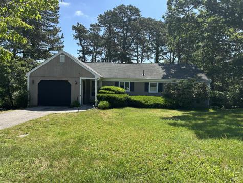 10 Freeman Road Yarmouth MA 02675