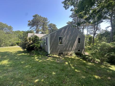 10 Freeman Road Yarmouth MA 02675