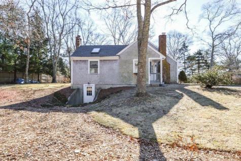 51 Pine Ridge Road Falmouth MA 02536