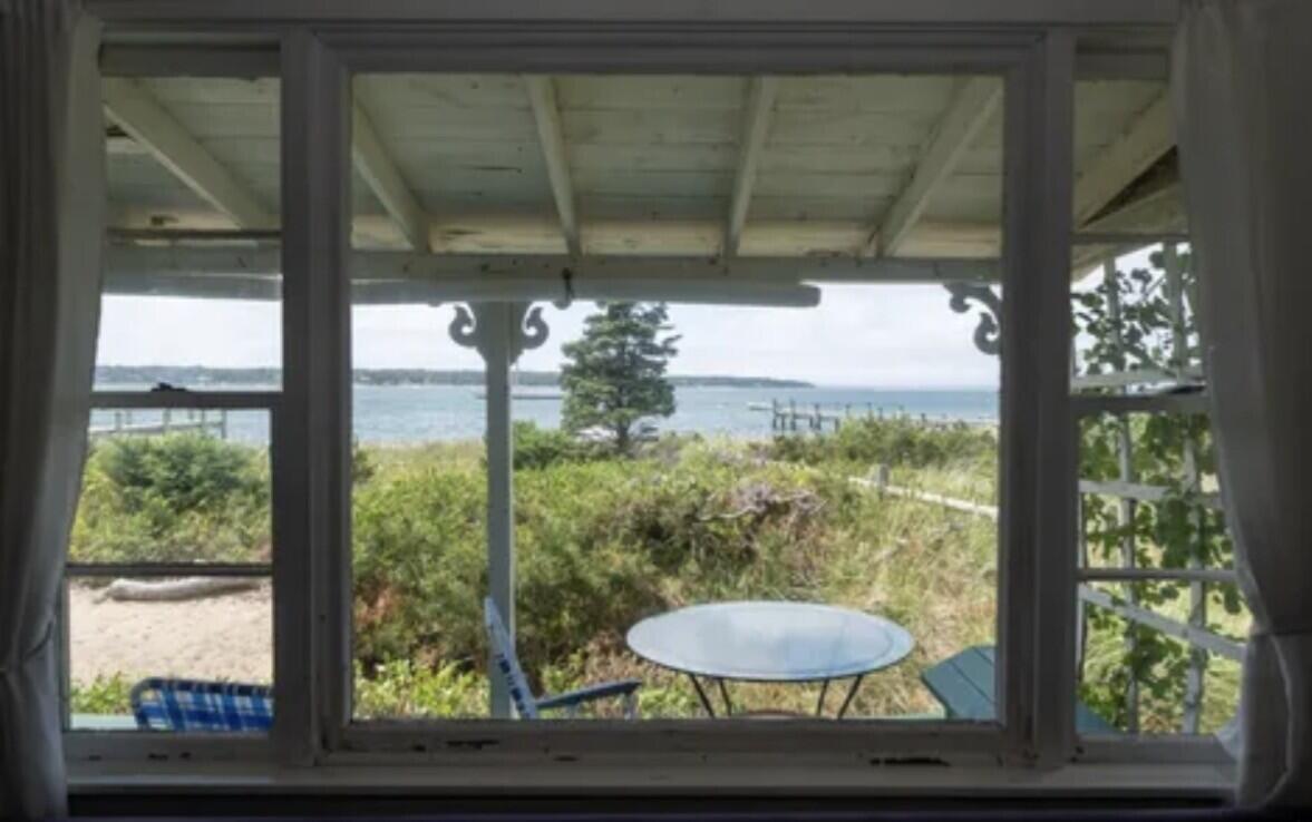 11 Beach Road Oak Bluffs MA 02557