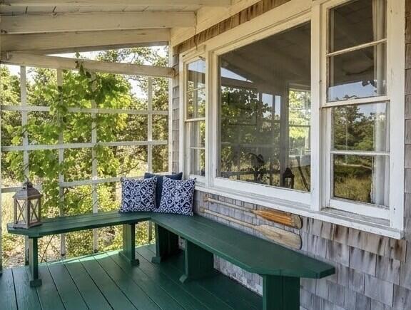 11 Beach Road Oak Bluffs MA 02557