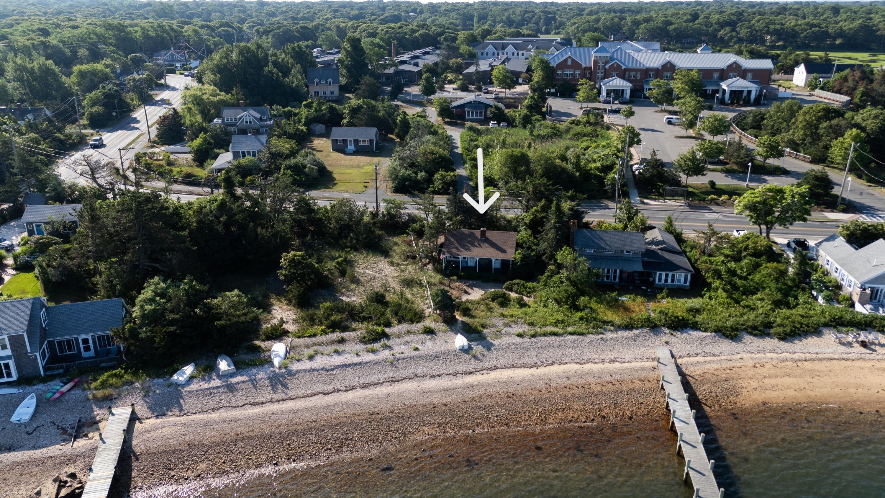 11 Beach Road Oak Bluffs MA 02557