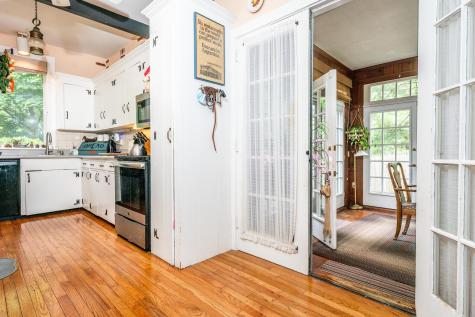 156 E Bay Road Barnstable MA 02655