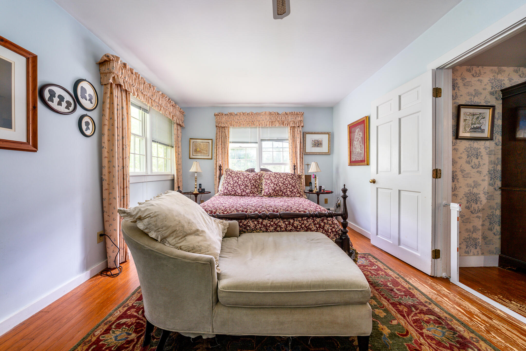 156 E Bay Road Osterville MA 02655
