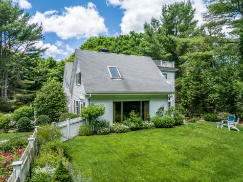 156 E Bay Road Barnstable MA 02655