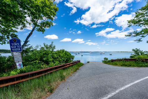 156 E Bay Road Barnstable MA 02655