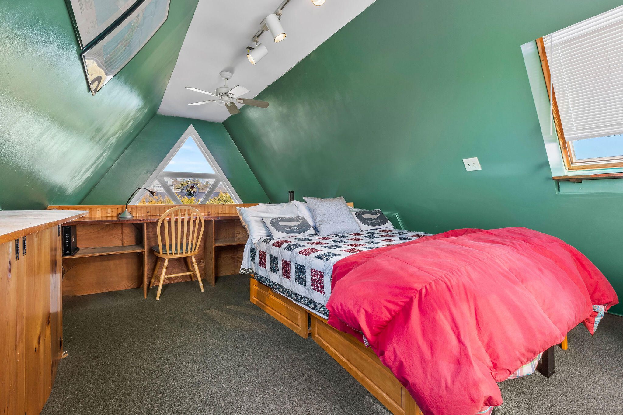 897 Commercial Street Provincetown MA 02657