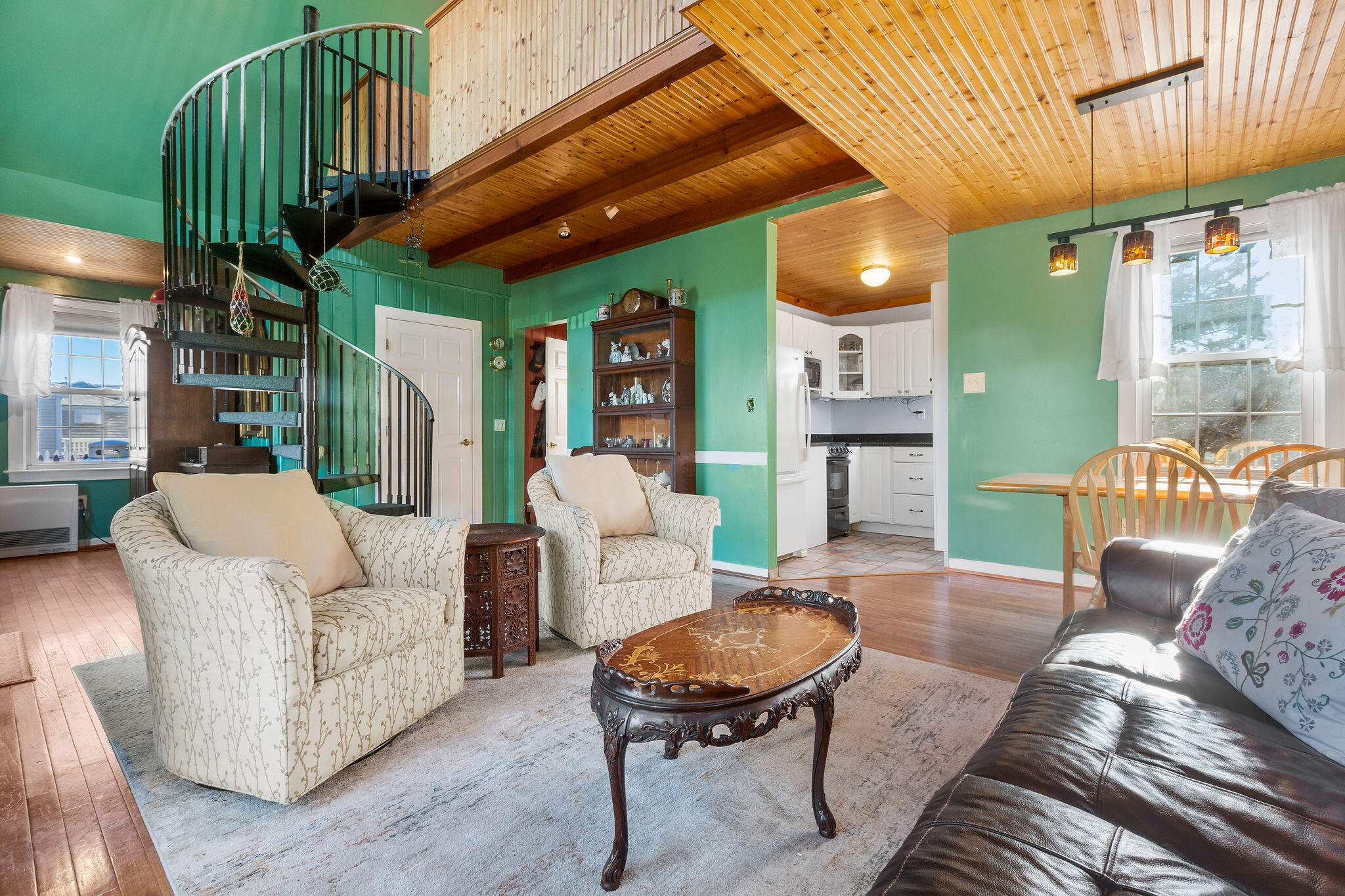 897 Commercial Street Provincetown MA 02657