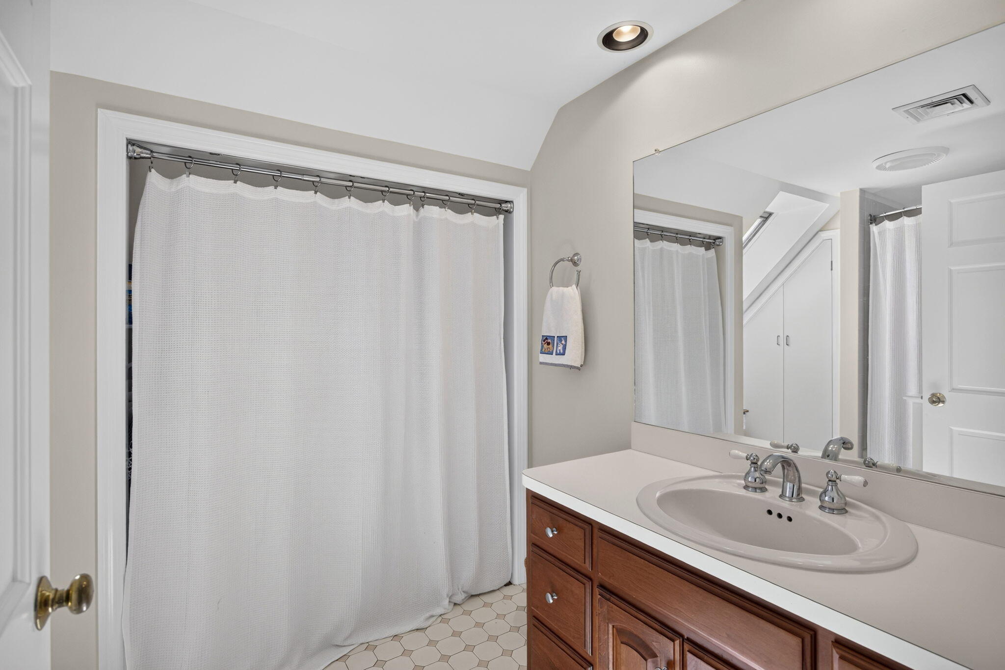 6-12 Snow Way Orleans MA 02653