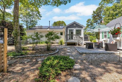 52 Thayer Street MA 02660
