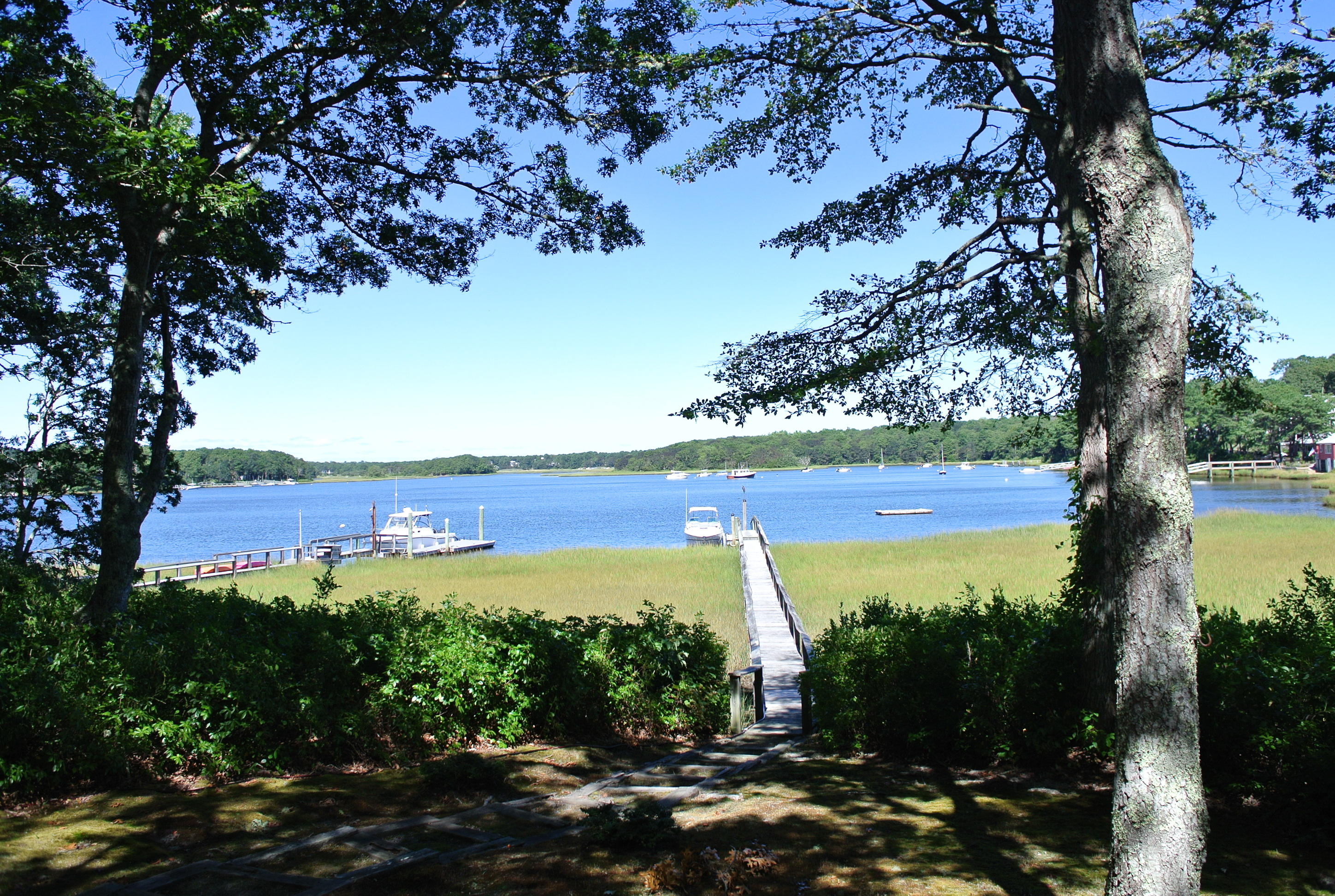 25 Tide Run Mashpee MA 02649