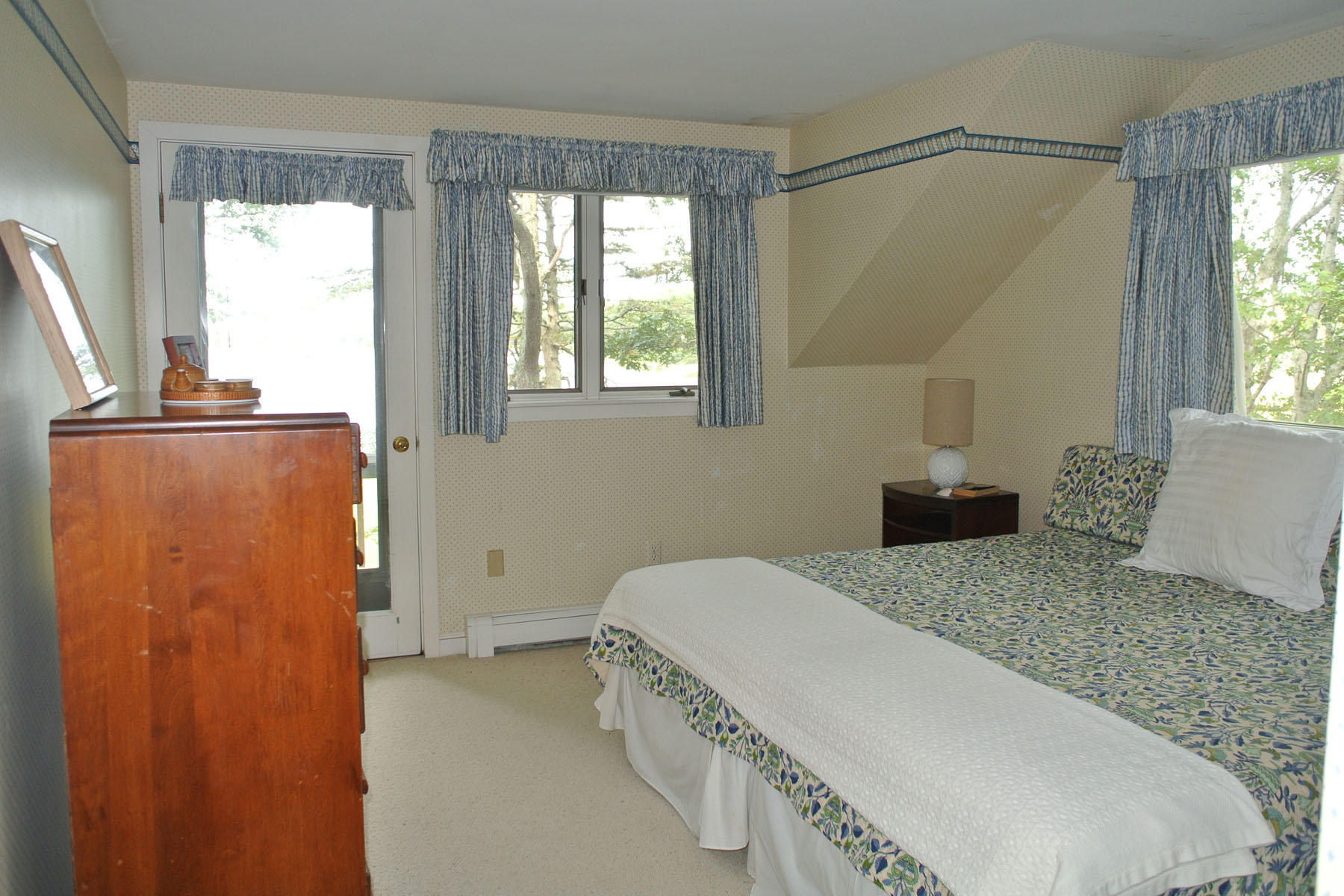 25 Tide Run Mashpee MA 02649