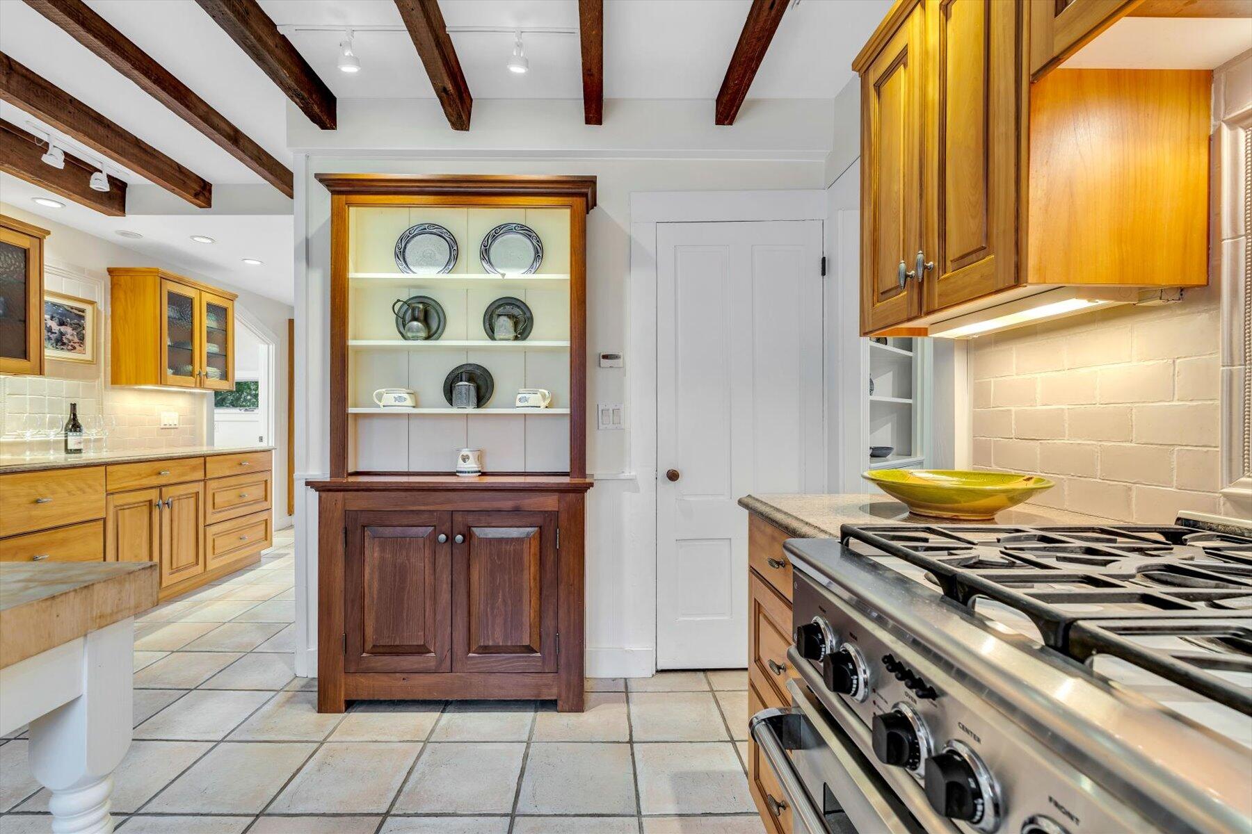 66 Tides End Lane Orleans MA 02653