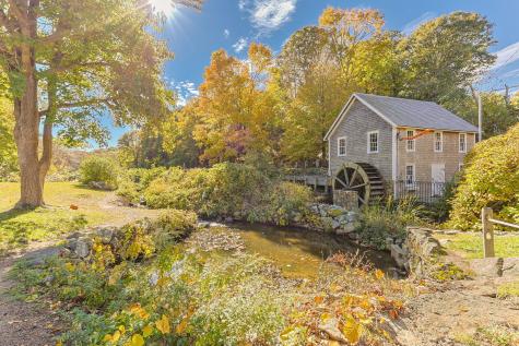 42 Woodward Road Brewster MA 02631