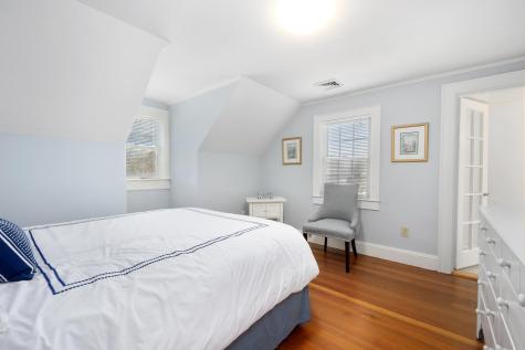 122 Park Avenue Barnstable MA 02632