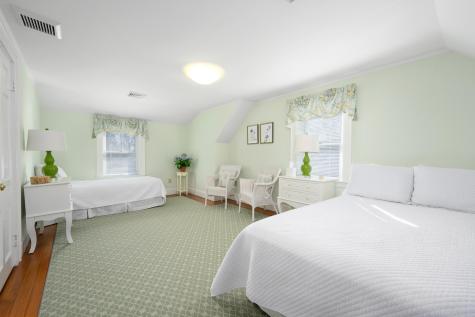 122 Park Avenue Barnstable MA 02632