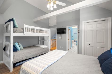 44 2nd Way Barnstable MA 02630