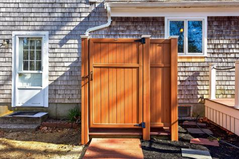 12 Inkberry Lane Harwich MA 02645