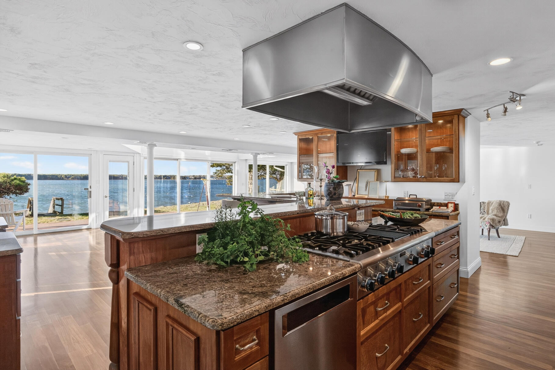15 Seconsett Point Road Mashpee MA 02649