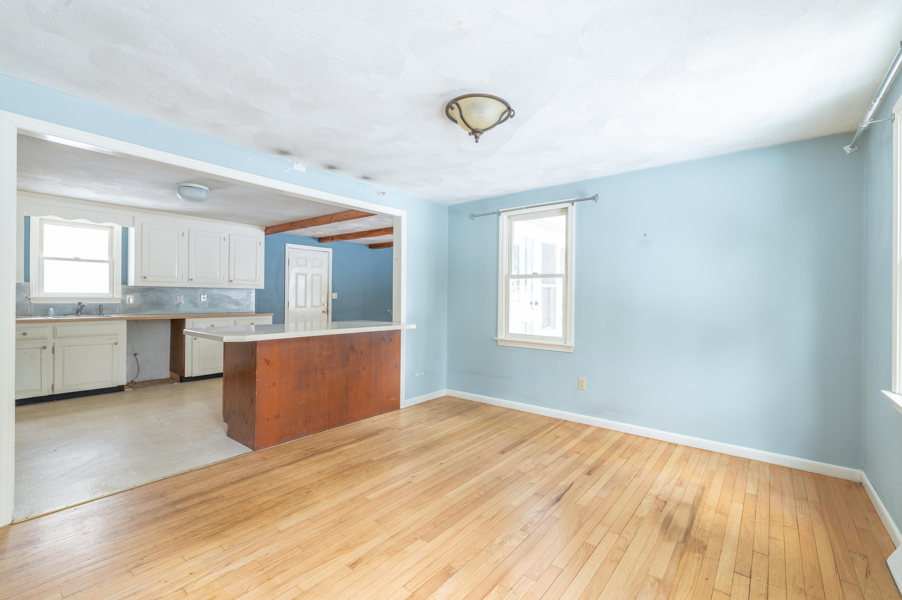 16 Michael Road Bourne MA 02559