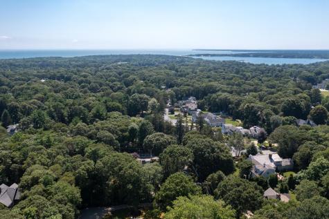 174 Wianno Avenue Osterville MA 02655