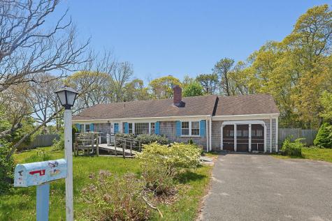 29 Edlen Lane Barnstable MA 02601