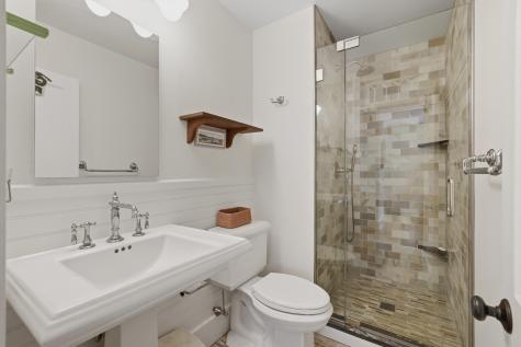139 Main Street Vineyard Haven MA 02568