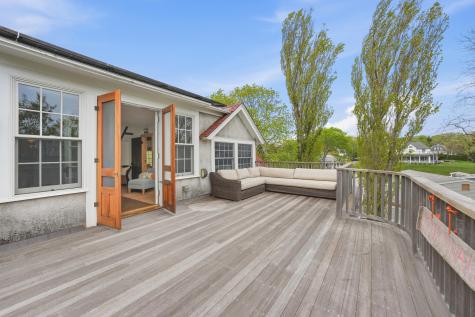 139 Main Street Vineyard Haven MA 02568