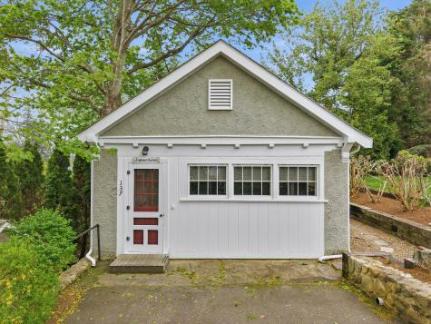 139 Main Street Vineyard Haven MA 02568