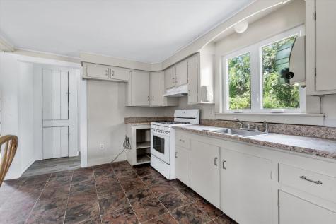 4 Cherry Street Wareham MA 02571