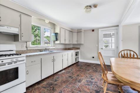 4 Cherry Street Wareham MA 02571