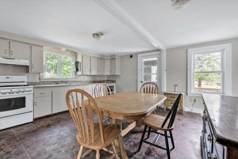 4 Cherry Street Wareham MA 02571