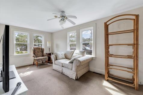 4 Cherry Street Wareham MA 02571