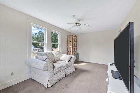 4 Cherry Street Wareham MA 02571