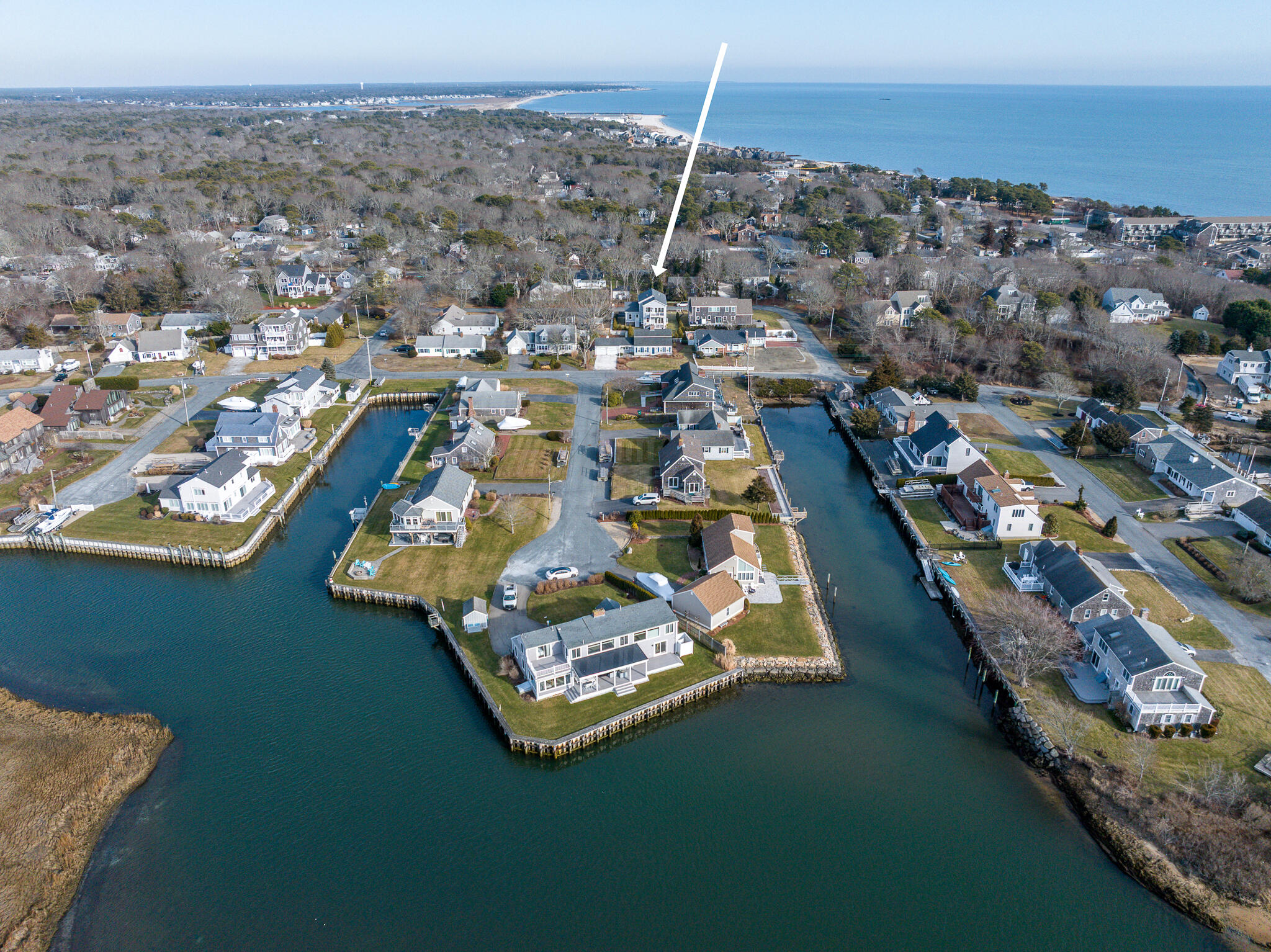 29 Parkers Neck Road Yarmouth MA 02664