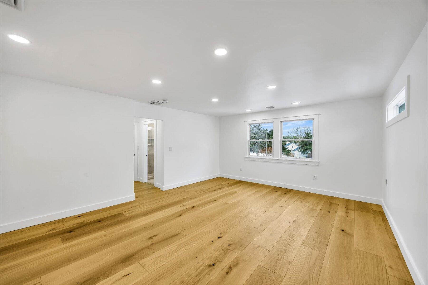 531 Menauhant Road East Falmouth MA 02536