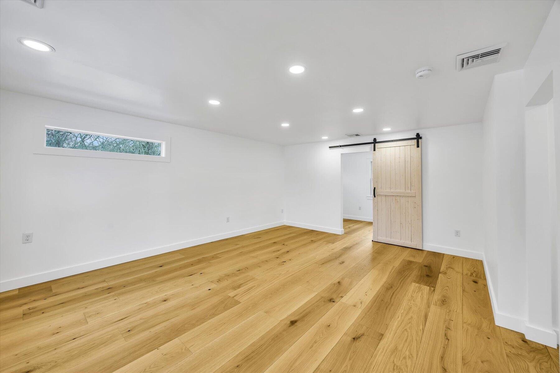 531 Menauhant Road East Falmouth MA 02536