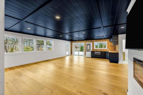531 Menauhant Road Falmouth MA 02536