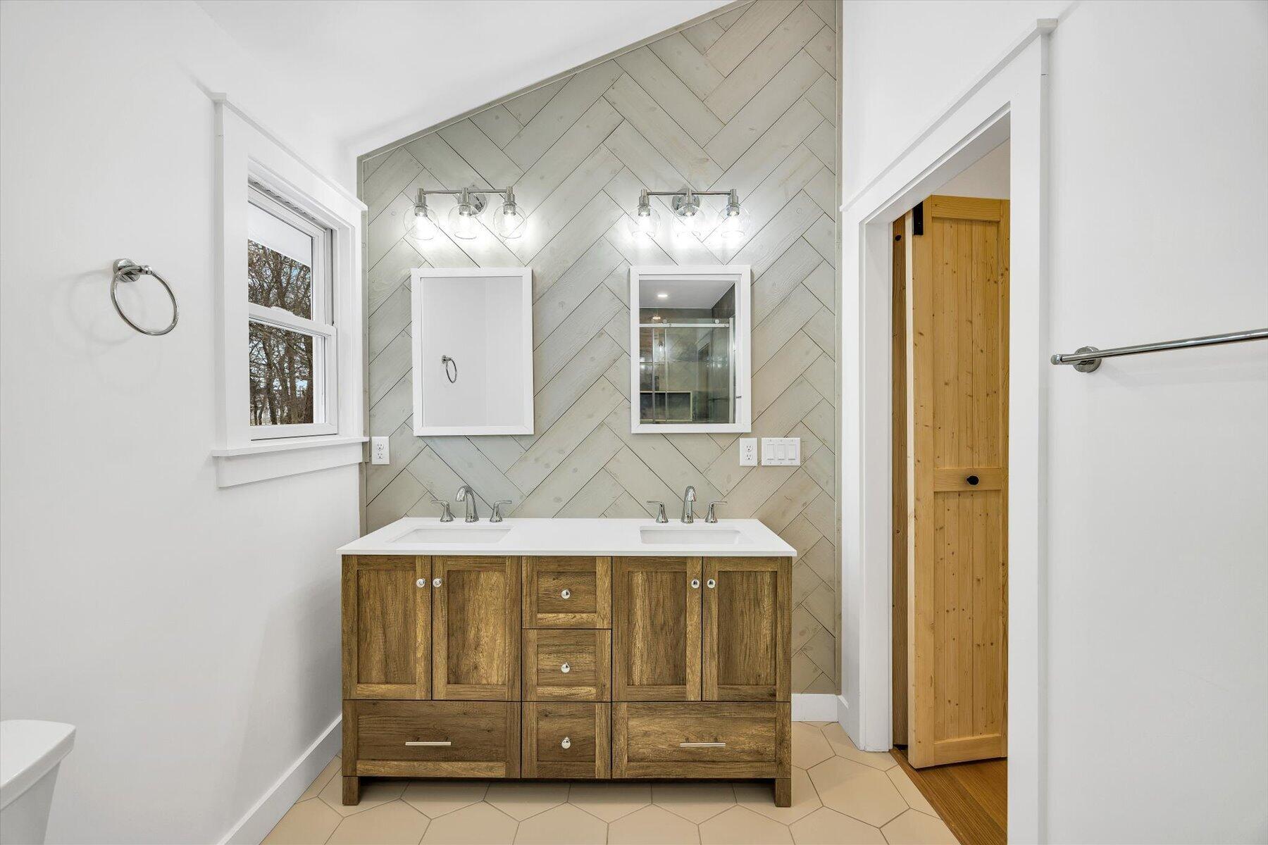 531 Menauhant Road East Falmouth MA 02536