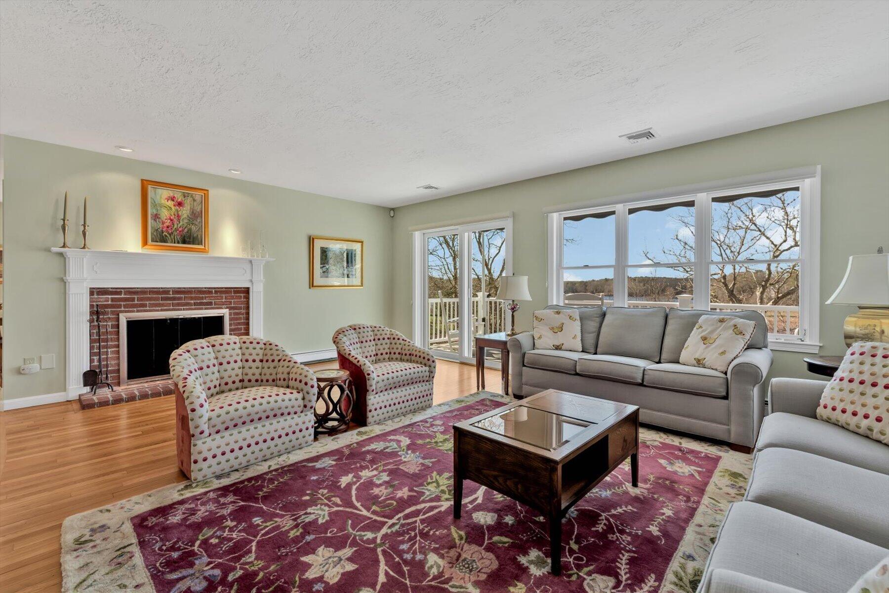 18 Gray Rocks West Road North Falmouth MA 02556