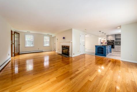 11 Barnes Lane West Yarmouth MA 02673