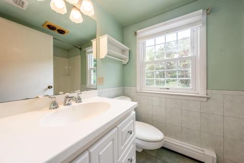 11 Barnes Lane West Yarmouth MA 02673