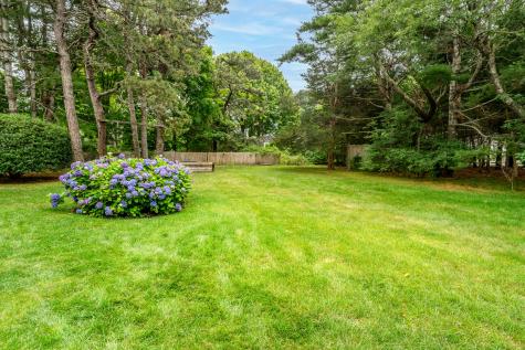 11 Barnes Lane West Yarmouth MA 02673